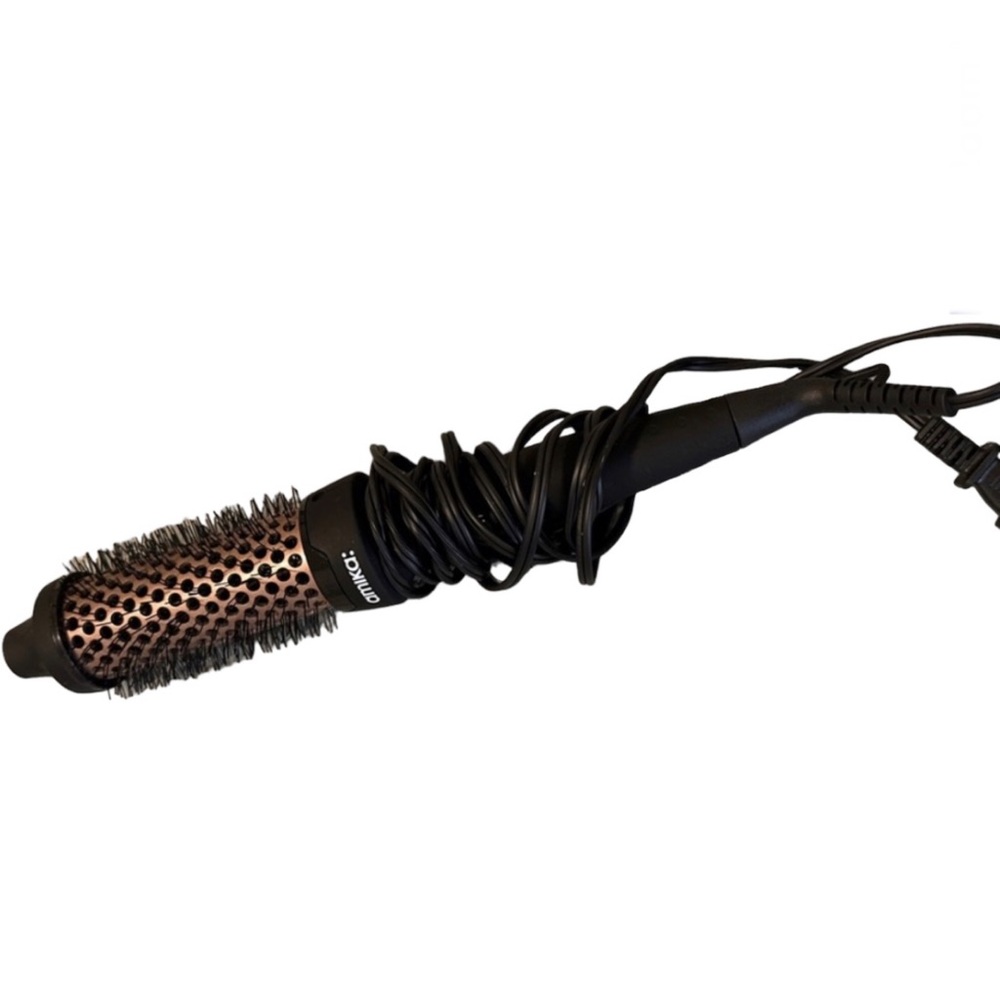 Amika Blowout Babe Thermal Brush